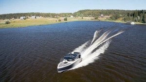 Тест драйв XO Explorer 10 Sport со спаркой Suzuki DF 300 на Ладожском озере