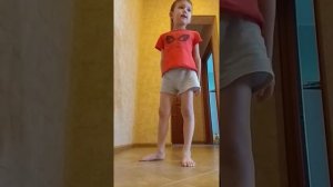 Чем занять ребенка дома, в деревне, на даче | Игры в 5 лет | Ребенок юный блогер :)