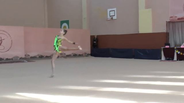 Смирнова Анастасія (скакалка) 03.10.2015 Художественная гимнастика. Чемпионат Черниговской области смотреть онлайн
