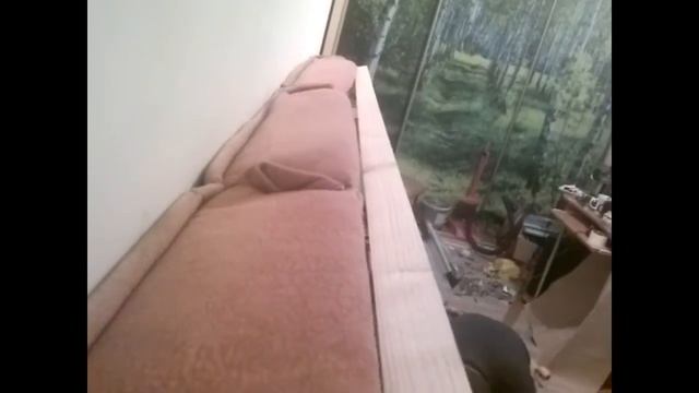 Подиум в комнате с выдвижной кроватью смотреть онлайн