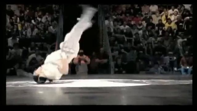 Lilou vs. Physicx - Red Bull BC One 2005 - DVD High Quality смотреть онлайн