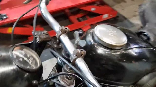 BMW R35 mit unsere Lichtmaschine Dynamo B 6V/80W смотреть онлайн