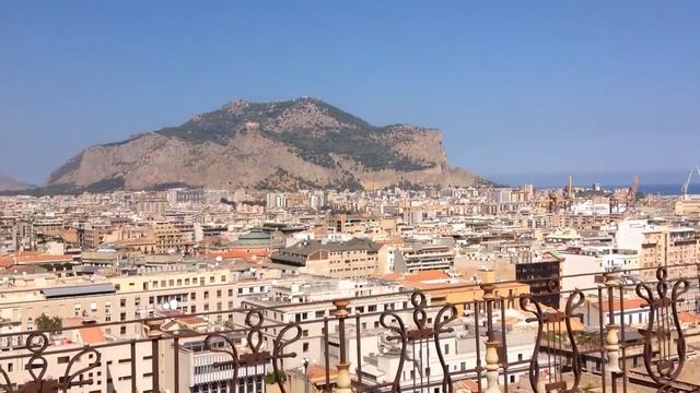 Palermo dalla Terrazza del Teatro Massimo - Watching the city of Palermo from the Teatro Massimo смотреть онлайн