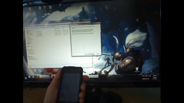 Jailbreak iOS 4 / 4.0.1 on iPhone 3g смотреть онлайн