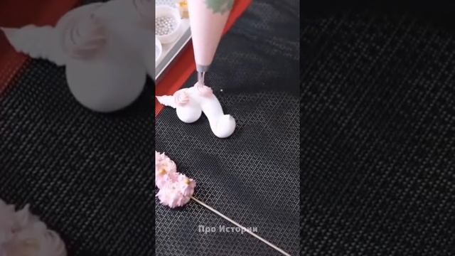 Торты и вкусняшки + страшная история "Жуткий дом" смотреть онлайн