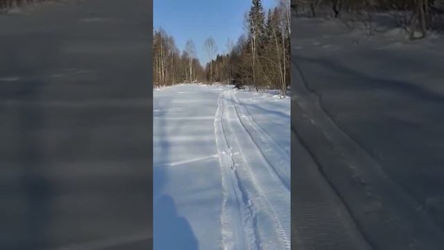 Самодельный снегоход по глубокому снегу