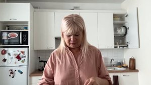 ДУРНОЙ СОН, ПРИСНИТСЯ ЖЕ ТАКОЕ... / АРИНА БЕЛАЯ