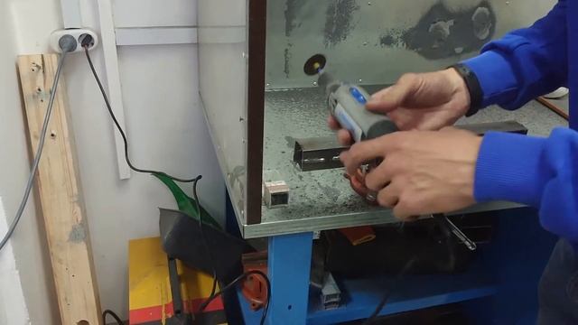 Dremel - мощный инструмент для мелких и точных работ.