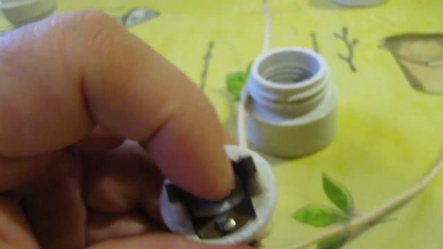 Секрет китайского патрона E27 смотреть онлайн