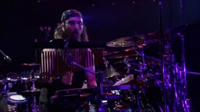Jordan Rudess Vs Mike Portnoy - Dream Theater - Live At Budokan