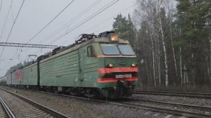 Система ВЛ10УК-1019/780 с грузовым поездом