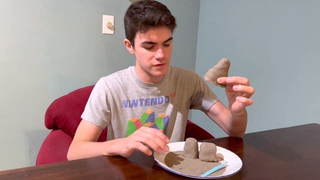 Turning an Anthill Into a Tiny Kingdom смотреть онлайн