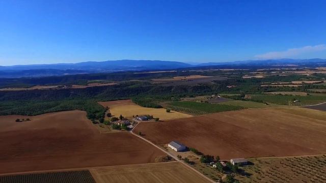 Lavender Fields at Valensole France Aerial Drone Footage DJI Phantom 3 Advanced смотреть онлайн
