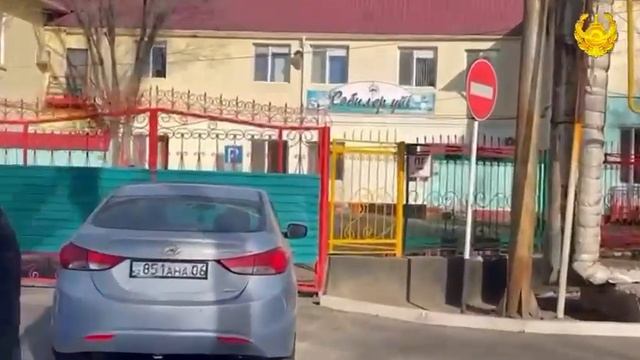 Иностранку с шестью детьми выдворили из страны в Атырау смотреть онлайн