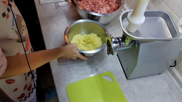 Варю холодец. Жарю свои фирменные котлеты? смотреть онлайн