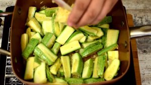 Решаете что приготовить из КАБАЧКОВ? Предлагаю приготовить вкусный ГАРНИР к жареному мясу!