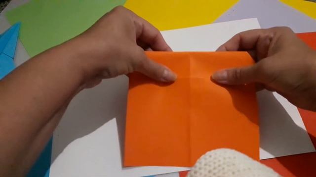 Как сделать самолет из бумаги который далеко летает. Оригами бумажный самолетик. смотреть онлайн