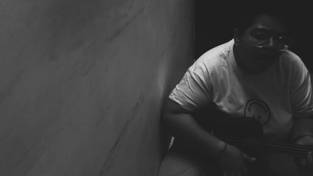 slow dancing in the dark - joji (ukulele cover) смотреть онлайн