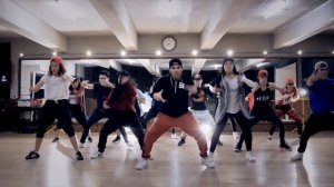 BEGINNERS CHOREOGRAPHY | Eminem - Without Me