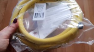 Купили стеллаж для кухни и шланг для газа. Покраска стеллажа