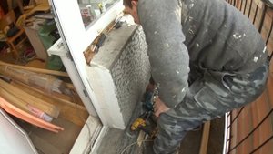 Балкон с крышей и отделкой под ключ