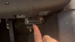 Volvo V40 2011 - 2019 OBD2 port location