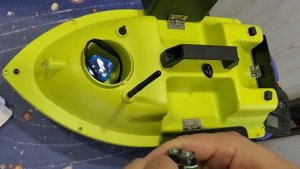 Распаковка прикормочного кораблика с GPS