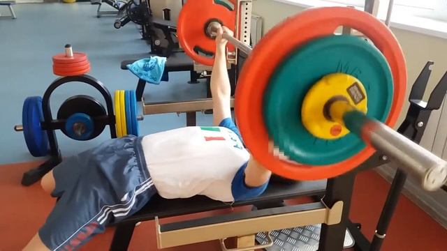 Жим лежа 92,5 кг х 12 смотреть онлайн