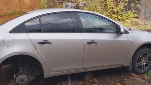 Звонкий стук в подвеске Шевроле Круз.