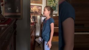 «А на крышах Москвы коты полосатые»