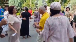 КИС-КИС КИСА ХАРЬКОВ АВГУСТ 2023 ТАНЦЫ В ПАРКЕ #dance #kharkiv