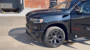 2022 MODEL YEAR
RAM 1500 LIMITED CREW CAB 4X4
(RED) Edition