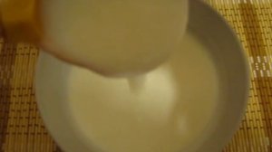 Консистенция кислого молока  Как заквасить молоко в домашних условиях