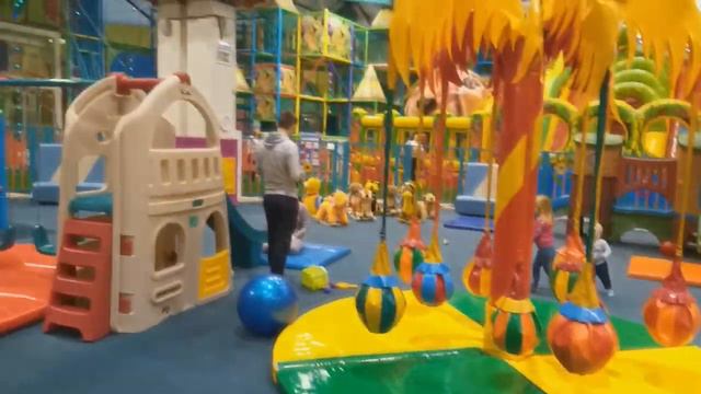 ДАША В МЕГАЛЕНДЕ смотреть онлайн