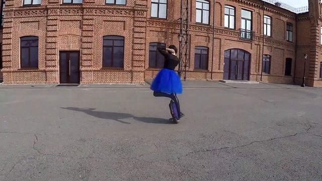 INMOTION V10F. The morning begins with a dance. #euc #inmotionv10f #monokoleso смотреть онлайн