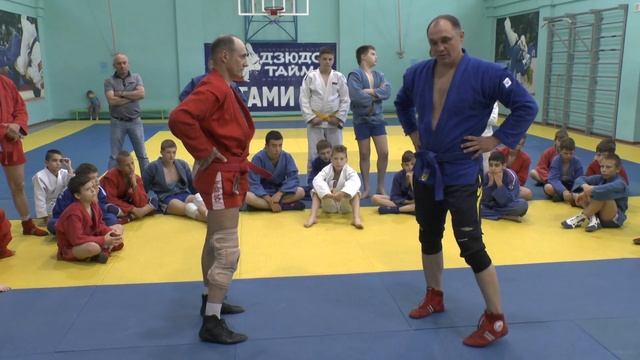 Семинар самбо в Таганроге с Рустемом Аликовым, академия самбо Ильи Ципурского смотреть онлайн