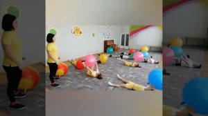 Физкультурное занятие с фитболом.