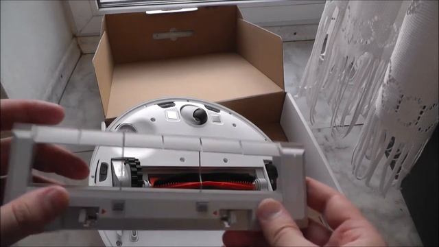 Быстрое сравнение роботов пылесосов Xiaomi Mi Robot Vacuum и Xiaomi Trouver Robot LDS Vacuum смотреть онлайн