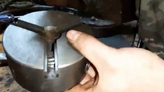 Самодельный токарный станок по металлу!! Первая часть! Обслуживание токарного патрона 110мм.