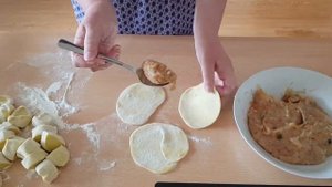 Готовлю вареники с капустой и фаршем