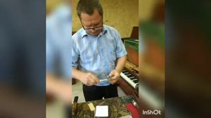 #Замена колков пианино на босовых струнах.