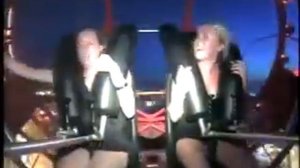 Оргазм на аттракционе.