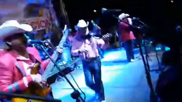 LA CONCE EL PERRO BAILARIN . SAN IGNACIO RIO MUERTO EN VIVO 2019 смотреть онлайн