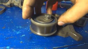 Mitsubishi Outlander 2.4 MIVEC Заміна ремня ГРМ. Бюджетний ремонт роліка.