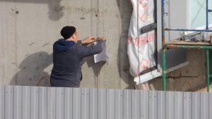 На стройке в рабочее время или работа на стройке видео.