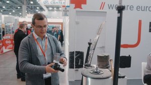 Шток телескопический и ковер универсальный.