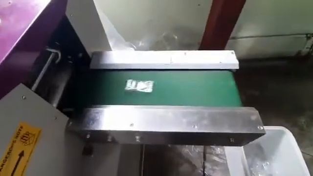 Горизонтальный упаковочный автомат MAG-250B смотреть онлайн