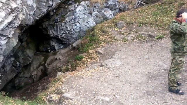 Ревун и Смолинская пещера смотреть онлайн