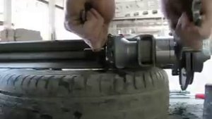 GOLF2. Замена сайлентблока задней балки.