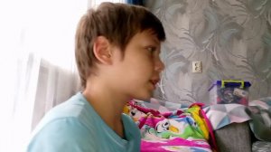 ПОСТРОИЛИ ГИГАНТСКИЙ ДОМ ИЗ ПЛЕДОВ НА 24 ЧАСА